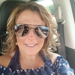 Meet your Posher, Melinda jill